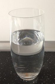 Ein Glas Leitungswasser